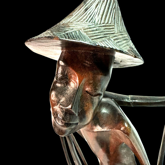 Vintage Wooden Asian Fisherman Hand Carved - Picture 4 of 6